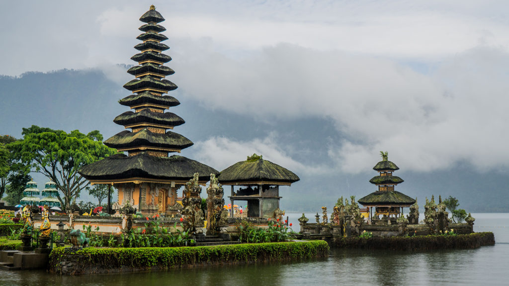 Tempat Wisata di Indonesia Ini Jadi Favorit Artis Top
